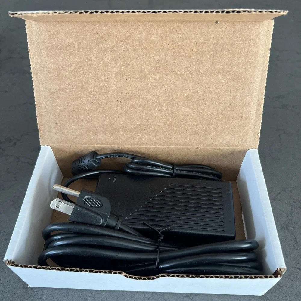 Condor FJ-SW1205000 AC/DC Power Adapter 12V 5A Molex 2-Pin SA-125A0IV